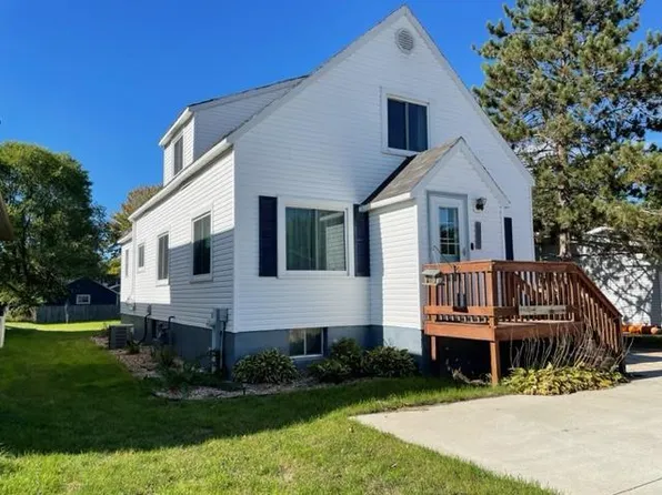2824 LINDBERGH AVENUE, Stevens Point, WI 54481