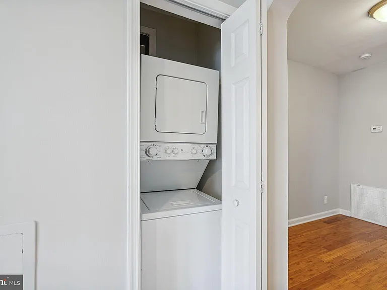 1222 Meigs Pl NE #3 — Photo 14