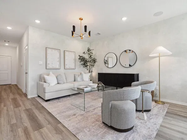 1055 Moon Drop Ln, Houston, TX 77090