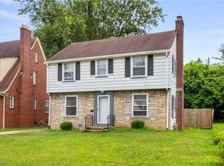 17 Fairlawn Ave, Youngstown, OH 44512