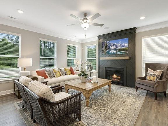 These photos are representative of this floor plan, but all options may not be available in every co