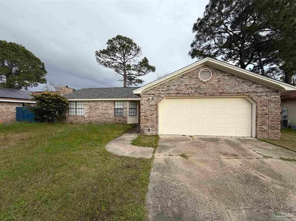 846 Amberway Dr, Pensacola, FL 32506