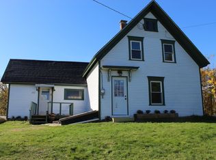 492 Graytown Rd, Sedgwick, ME 04676