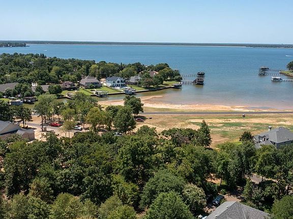 2nd image of 146 Hilton Head Island Dr