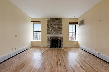 Rented by Manhattan Spaces