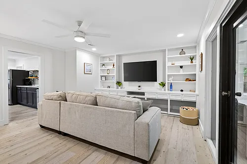 203 Eleanor Ave Photo 1