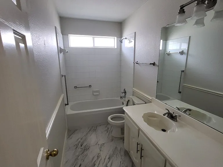 1109 Westgrove Dr — Photo 10