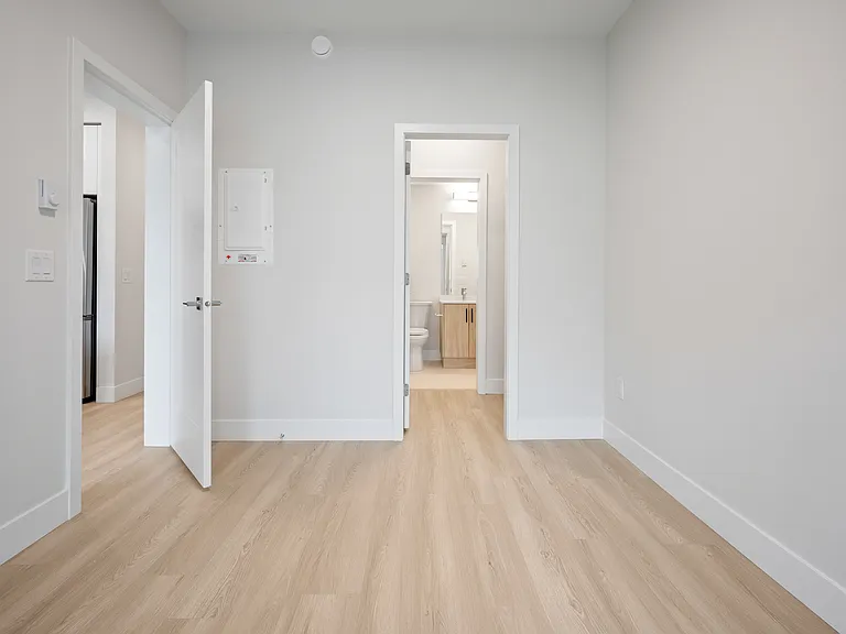 34395 Gladys Ave — Photo 94