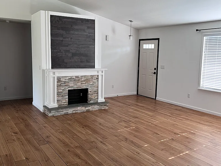 2603 S 86th Ave — Photo 9