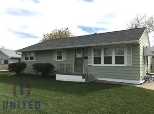 204 E 32nd St, South Sioux City, NE 68776