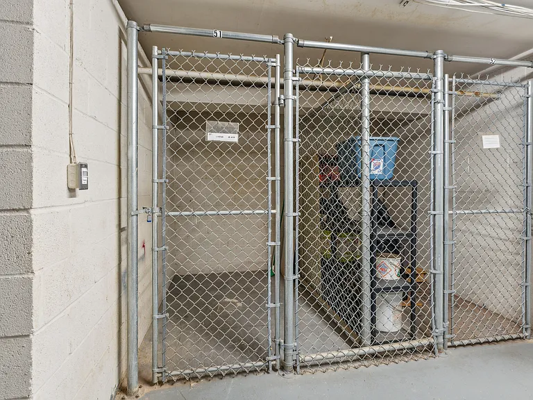 10724 W West Dr #204 — Photo 8