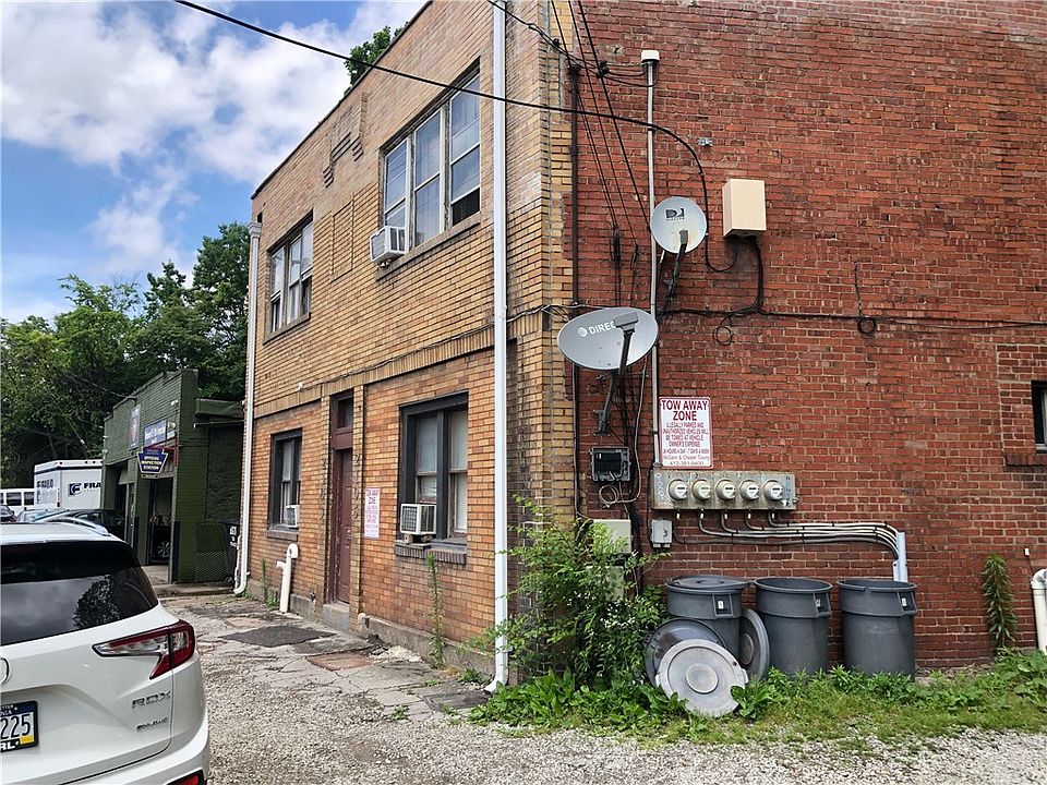 Building Photo 3