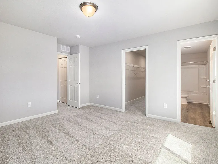 1302 Forest Valley Dr — Photo 14