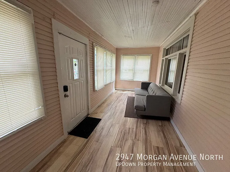 2947 Morgan Ave N — Photo 7