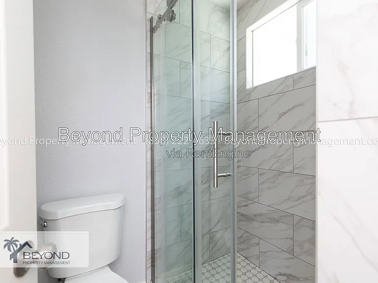 5313 Vickie Dr — Photo 15