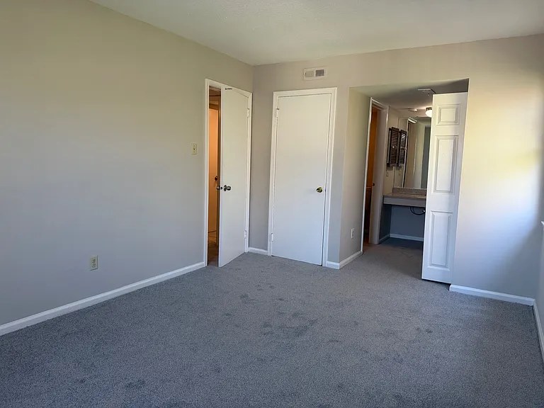 178 Berwick Pl #22M — Photo 13