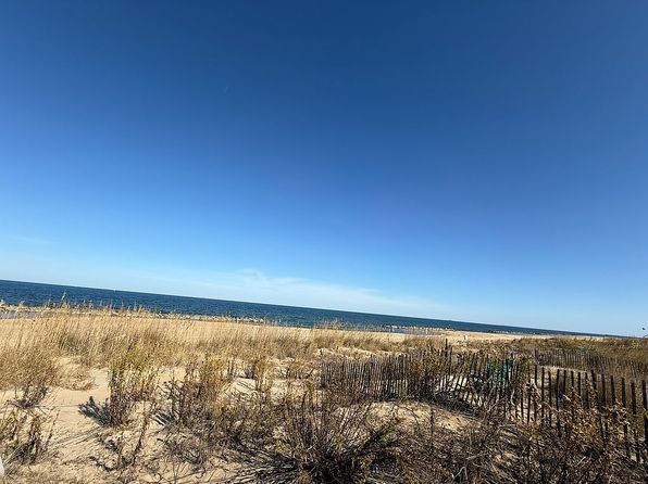 968 W Ocean View Ave