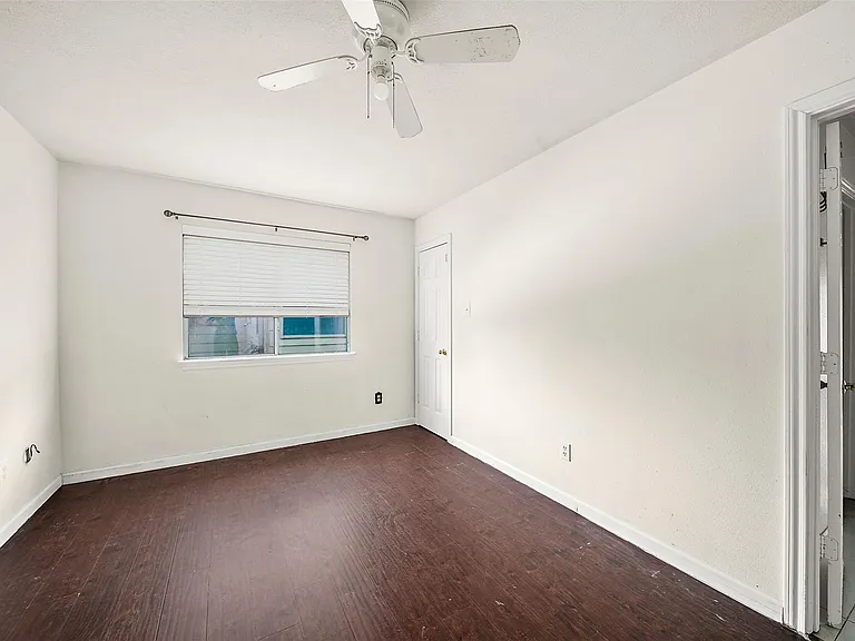 3603 Lauderwood Ln — Photo 13