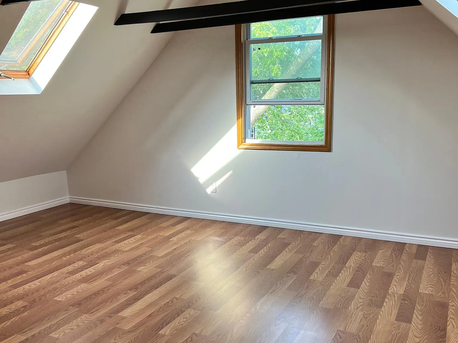 1 bed, 750 sqft, $1,400 — Photo 3