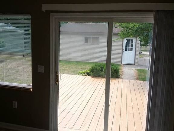Beautiful Large Deck