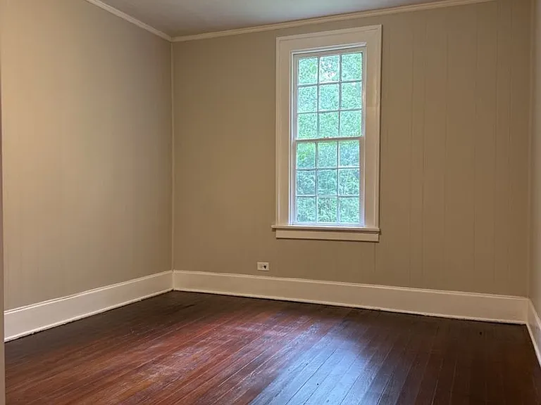 1704 Johns Rd — Photo 15
