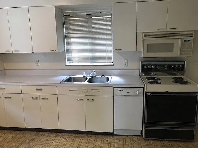 3504 Staunton Ave SE #A — Photo 3