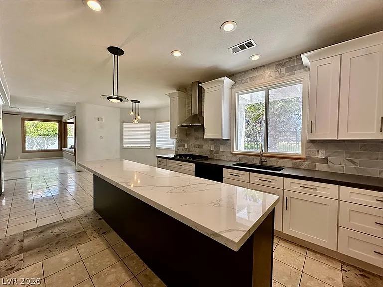8645 Robinson Ridge Dr — Photo 8
