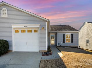 8528 Westhope St, Charlotte, NC 28216