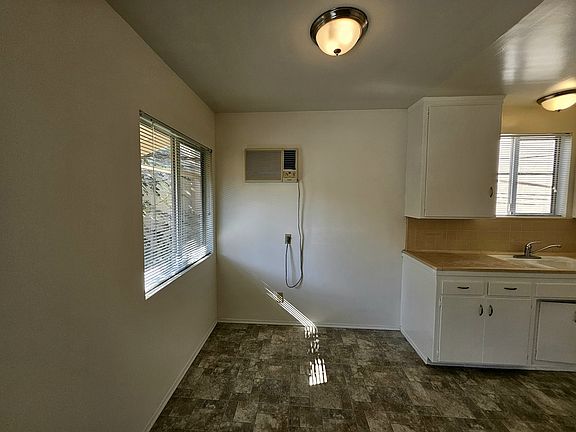 4th image of 311 Cornell Dr APT D