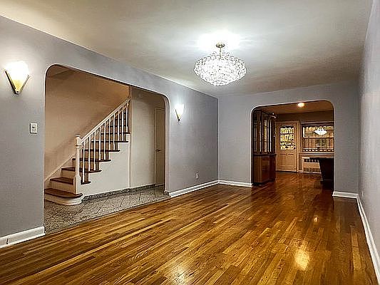 1st image of 2207 75th St