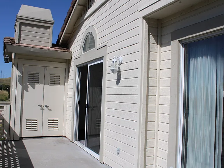 258 Napoli Ct — Photo 27