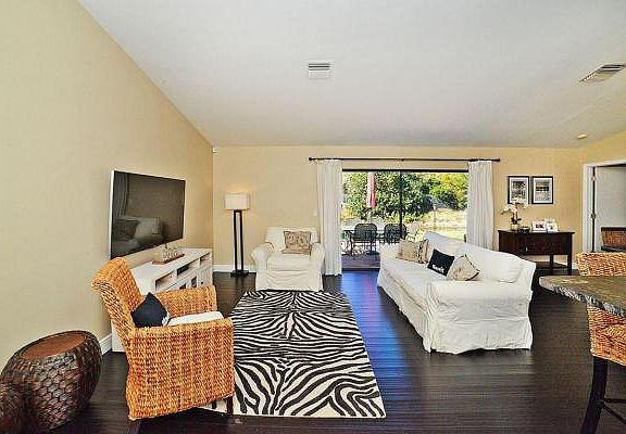 Home For Sale In Hidden Valley