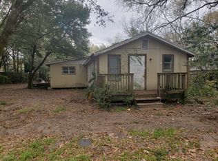422 E Cane Ave, Crestview, FL 32539