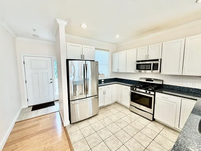 855 Main St #33 — Photo 25