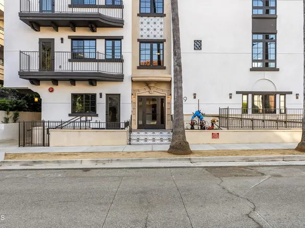 139 S Oak Knoll Ave #102, Pasadena, CA 91101