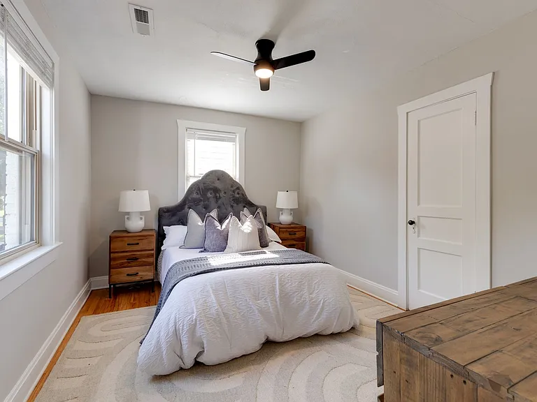 2313 Sunset Pl — Photo 34