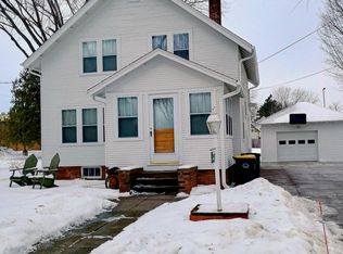 30610 Maple St, Lindstrom, MN 55045