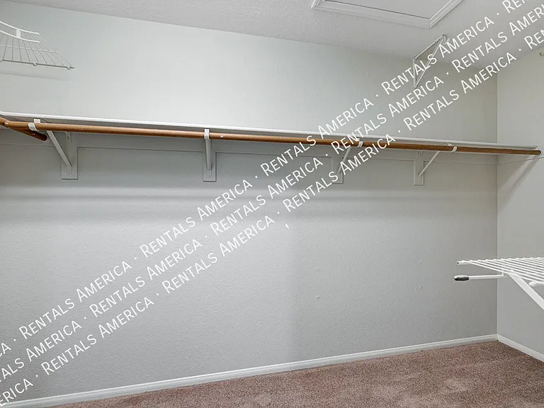 10567 Foggy Glen Ave — Photo 10