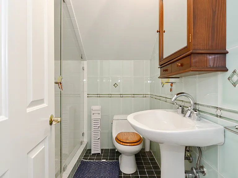 3 Forest St #1 — Photo 21