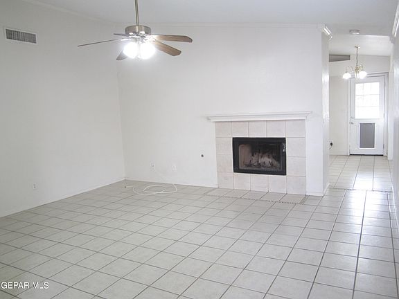 4th image of 7569 Plaza Taurina Dr