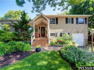 106 Adams St, Massapequa, NY 11758
