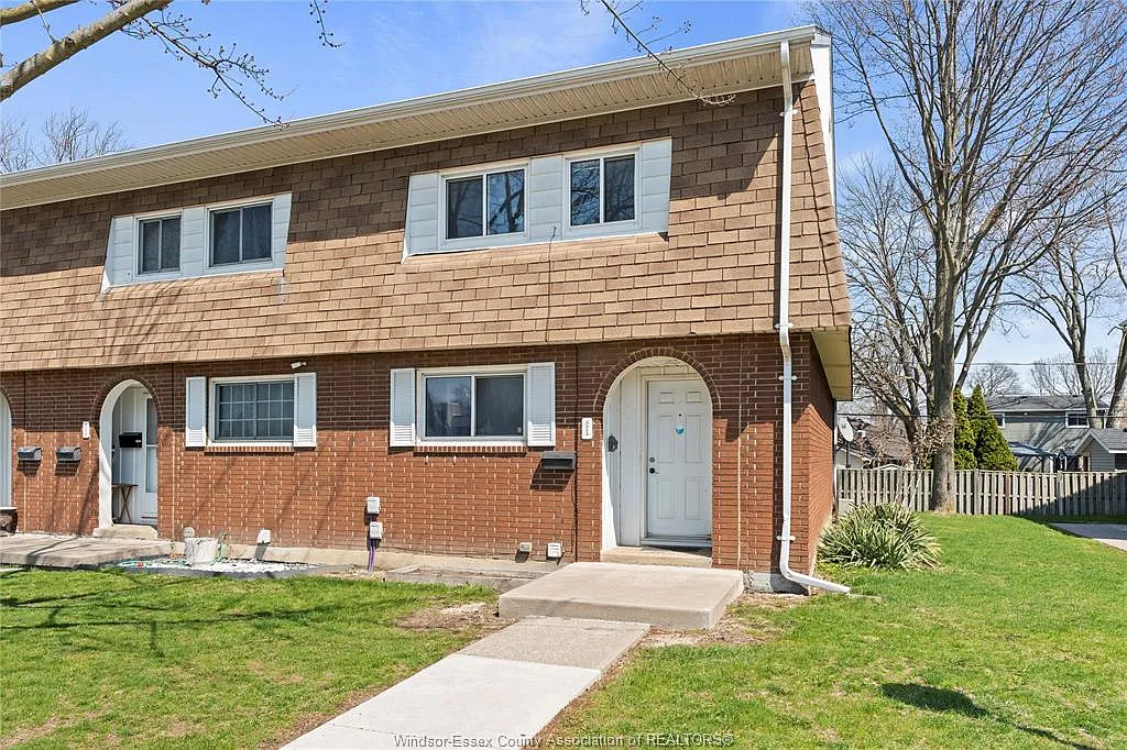 5513 Coronation Ave photo 1