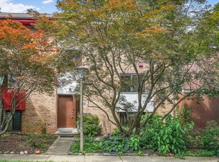 11022 Saffold Way, Reston, VA 20190