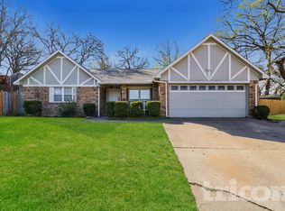 3412 Ridge Haven Cir, Bedford, TX 76021
