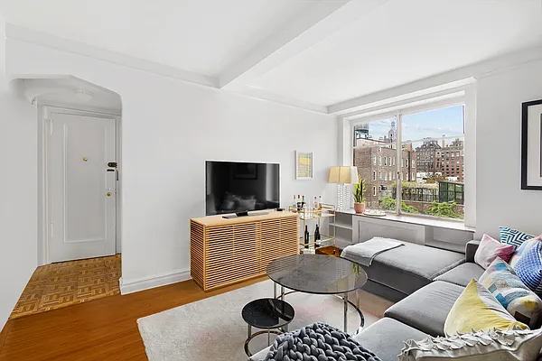 Rented by Corcoran | media 7