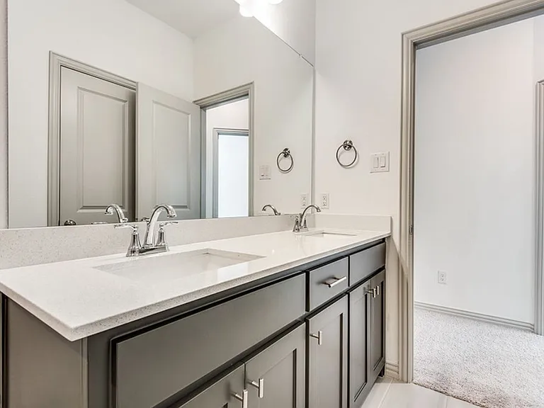 8713 Phoebe Rd — Photo 17
