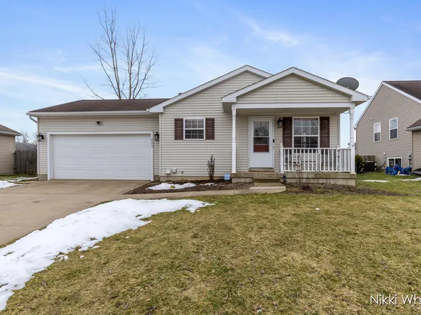 255 Lind Ave, Clarksville, MI 48815