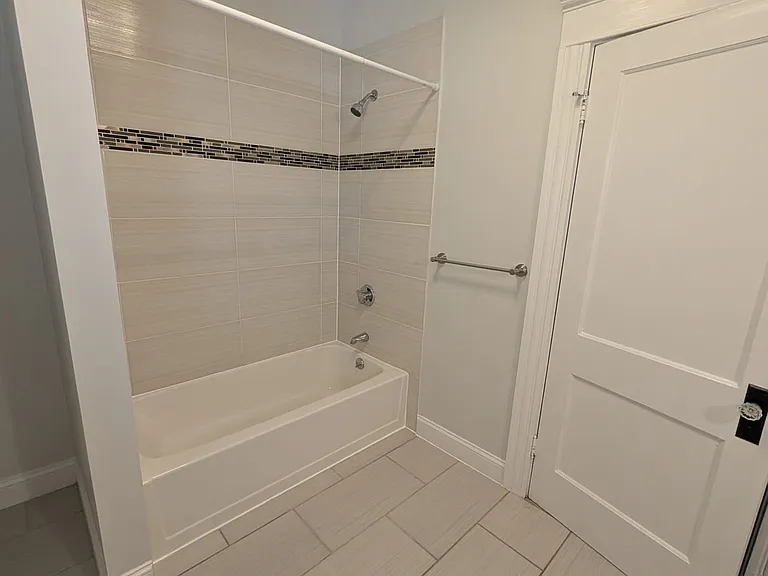 8 Howard Ave #1 — Photo 10