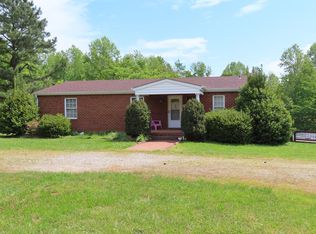 443 Rainbow Ln, Meherrin, VA 23954