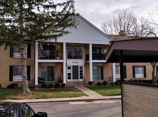 29165 Hayes Rd APT 12, Warren, MI 48088